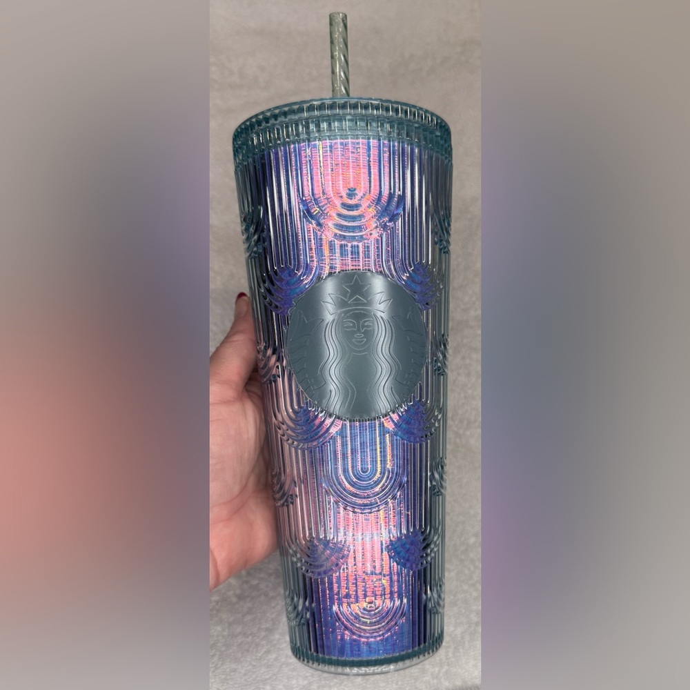 NWOT Starbucks Iridescent Mermaid Scale Tumbler - 24 oz Venti Cold Cup